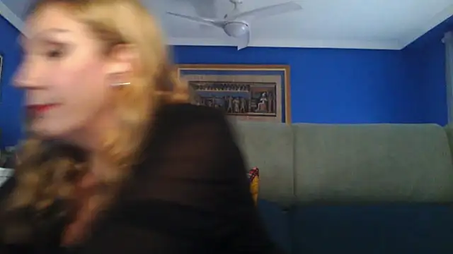 Snapshot of VictoriaVeraxxx chatting on October 2025 10:25:01 AM VictoriaVeraxxx online show from October 2025 10:25:01 AM