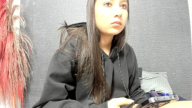 cami-01 online show from February 2025 11:48:02 PM