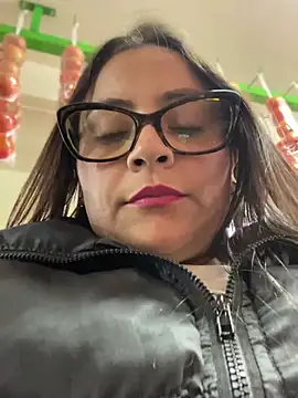 Sol biglips online show from January 2025 09:25:02 PM