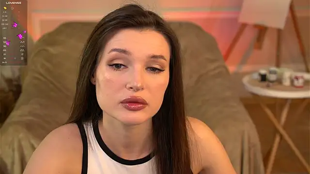 Snapshot of Eva_Golden chatting on December 2024 04:38:02 PM Eva Golden online show from December 2024 04:38:02 PM