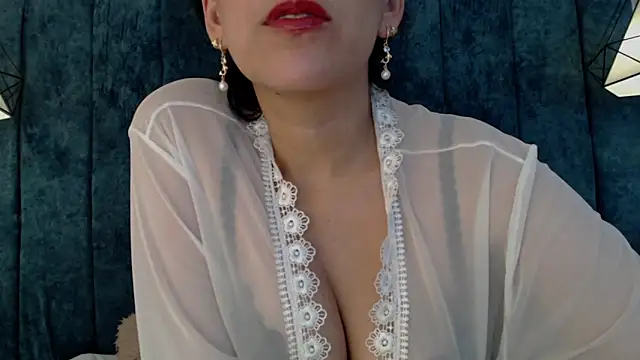 Snapshot of selem_hadid chatting on February 2025 07:44:02 PM selem hadid online show from February 2025 07:44:02 PM