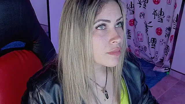 Snapshot of Natalia_Montoya chatting on October 2025 12:22:01 AM Natalia Montoya online show from October 2025 12:22:01 AM