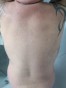 Snapshot of beardedbeasty86 chatting on November 2025 11:19:01 AM beardedbeasty86 online show from November 2025 11:19:01 AM