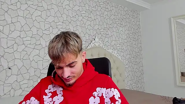 Snapshot of BrandonTate chatting on October 2025 10:41:02 AM BrandonTate online show from October 2025 10:41:02 AM