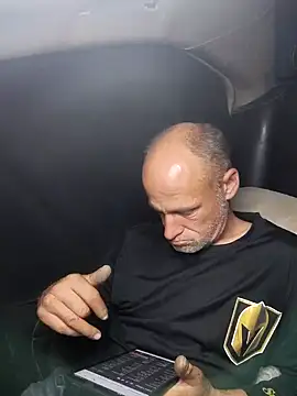 FloppyPickle4u online show from February 2025 06:00:01 AM