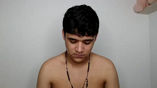 Snapshot of kaiine190 chatting on October 2025 10:20:02 PM kaiine190 online show from October 2025 10:20:02 PM