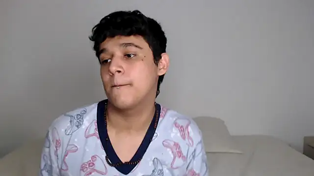 Snapshot of kaiine190 chatting on November 2025 07:59:02 PM kaiine190 online show from November 2025 07:59:02 PM