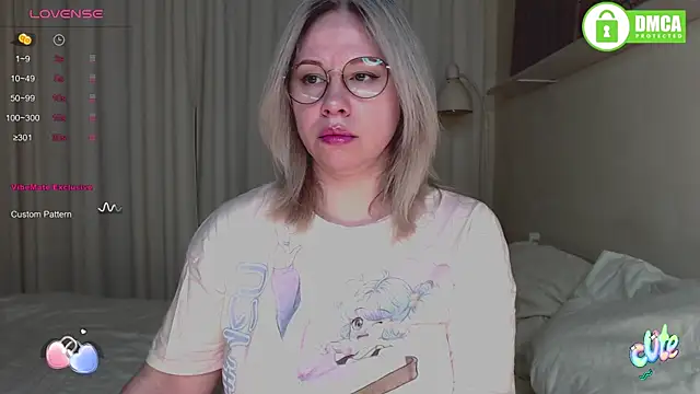 Snapshot of mary_linn chatting on October 2025 01:45:01 PM mary linn online show from October 2025 01:45:01 PM