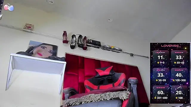 Snapshot of Trixy_star_horney chatting on January 2025 11:13:01 PM Trixy star horney online show from January 2025 11:13:01 PM