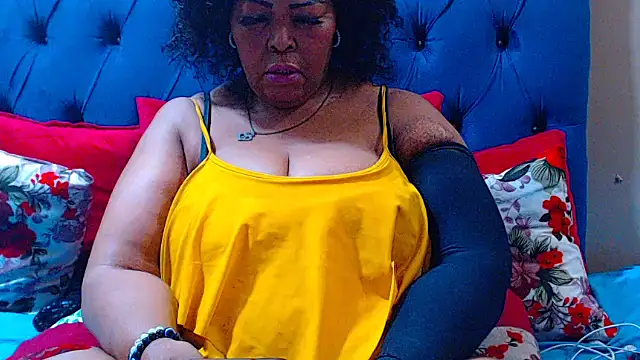 Snapshot of ebonycandy10 chatting on October 2025 06:25:01 AM ebonycandy10 online show from October 2025 06:25:01 AM