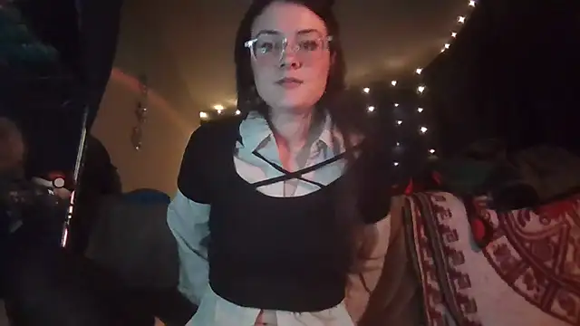 Snapshot of EyaDivine1 chatting on February 2025 09:13:01 PM EyaDivine1 online show from February 2025 09:13:01 PM