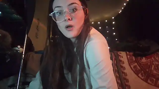 Snapshot of EyaDivine1 chatting on February 2025 12:15:01 AM EyaDivine1 online show from February 2025 12:15:01 AM