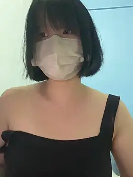 Snapshot of Bibi970110 chatting on November 2025 02:24:02 PM Bibi970110 online show from November 2025 02:24:02 PM