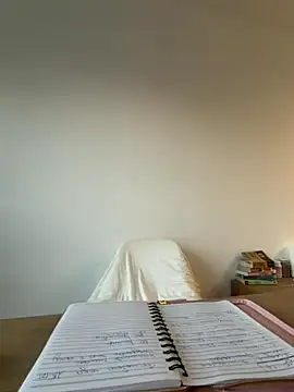 Snapshot of streetdoll chatting on October 2025 06:45:01 AM streetdoll online show from October 2025 06:45:01 AM