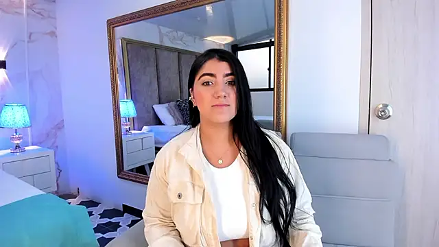 Snapshot of PaulinaDuarte chatting on January 2025 12:17:02 PM PaulinaDuarte online show from January 2025 12:17:02 PM