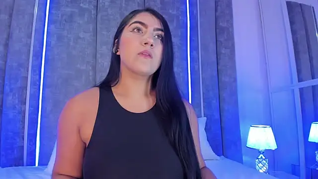 Snapshot of PaulinaDuarte chatting on March 2025 12:16:01 PM PaulinaDuarte online show from March 2025 12:16:01 PM