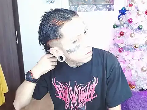 deivid estrada online show from December 2024 06:48:01 PM