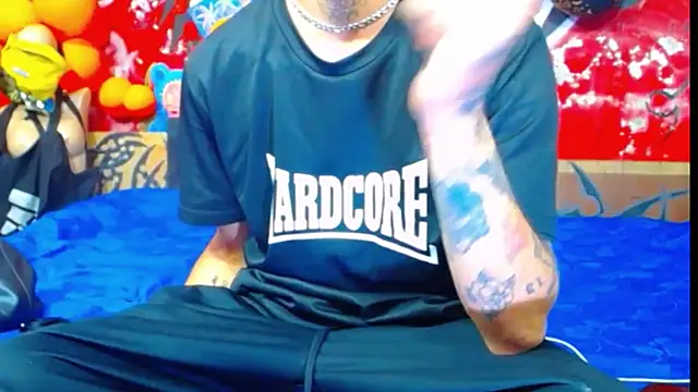 deivid estrada online show from October 2025 04:39:01 PM