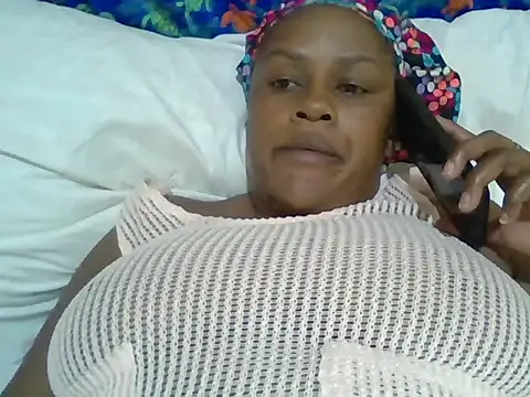 Snapshot of tight_pussy_gall chatting on October 2025 02:48:02 PM tight pussy gall online show from October 2025 02:48:02 PM