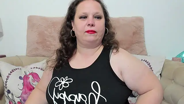 Snapshot of KarolineJoyy chatting on October 2025 06:54:01 PM KarolineJoyy online show from October 2025 06:54:01 PM