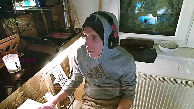 Snapshot of BongChannel chatting on January 2025 08:16:02 PM BongChannel online show from January 2025 08:16:02 PM