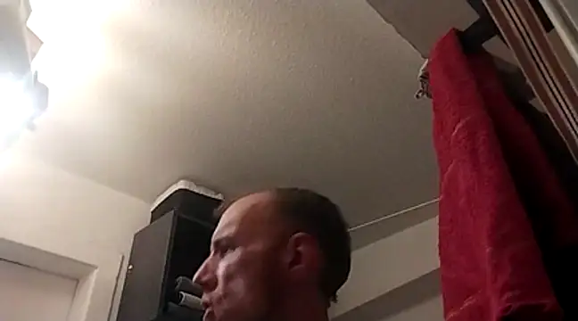 Snapshot of BongChannel chatting on January 2025 03:09:01 PM BongChannel online show from January 2025 03:09:01 PM