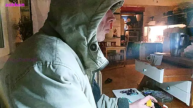 Snapshot of BongChannel chatting on January 2025 05:03:01 PM BongChannel online show from January 2025 05:03:01 PM