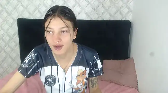 Emma-Wilson online show from March 2025 10:10:01 PM