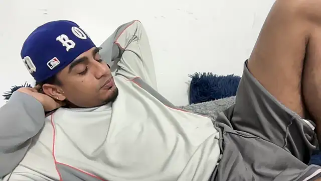 Snapshot of dominic_brandd23 chatting on September 2025 07:23:01 AM dominic brandd23 online show from September 2025 07:23:01 AM