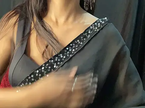 Sexy trisha  7 online show from December 2024 09:04:02 PM