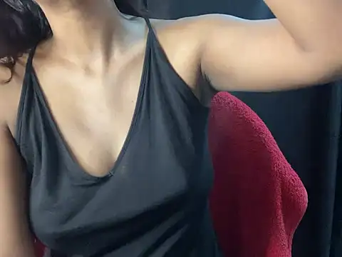 Sexy trisha  7 online show from December 2024 12:43:02 AM