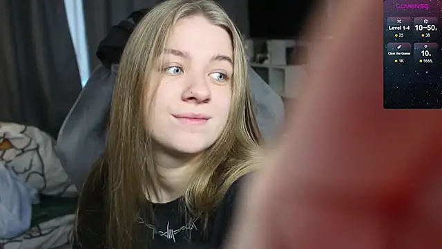 candy maggie online show from December 2024 08:30:02 AM