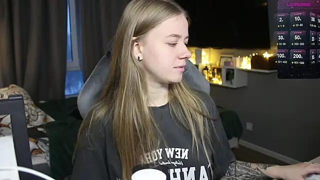 candy maggie online show from December 2024 12:56:02 PM