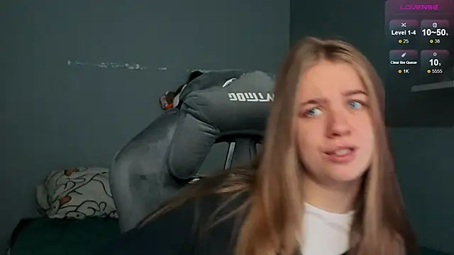 candy maggie online show from September 2025 09:14:01 AM