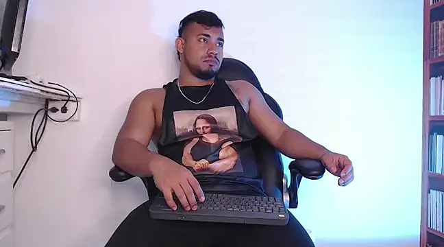 Snapshot of BrianMalonee chatting on February 2025 01:59:01 PM BrianMalonee online show from February 2025 01:59:01 PM