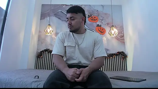 Snapshot of BrianMalonee chatting on November 2025 12:06:02 PM BrianMalonee online show from November 2025 12:06:02 PM