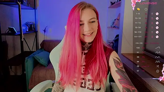 Snapshot of Roxy_____ chatting on November 2025 06:24:02 AM Roxy online show from November 2025 06:24:02 AM