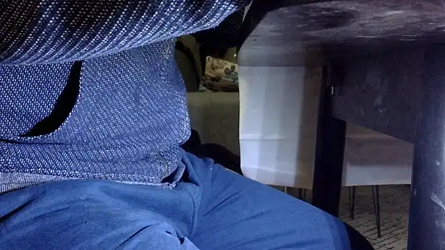 Snapshot of by-panic chatting on September 2025 09:08:02 PM by-panic online show from September 2025 09:08:02 PM