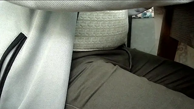 Snapshot of by-panic chatting on October 2025 09:10:01 AM by-panic online show from October 2025 09:10:01 AM