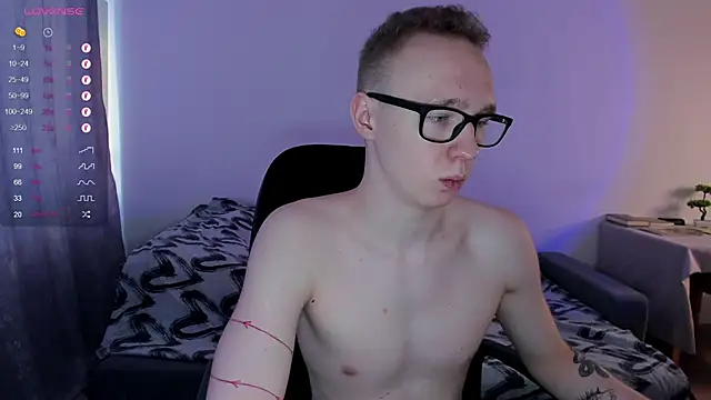 Alex silents online show from March 2025 04:17:02 PM