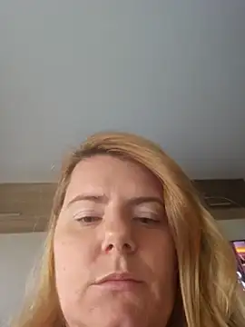 Snapshot of KarlyGray10 chatting on October 2025 10:56:02 AM KarlyGray10 online show from October 2025 10:56:02 AM