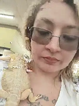 Snapshot of xWhoreAbleX_Pika chatting on February 2025 09:20:02 PM xWhoreAbleX Pika online show from February 2025 09:20:02 PM