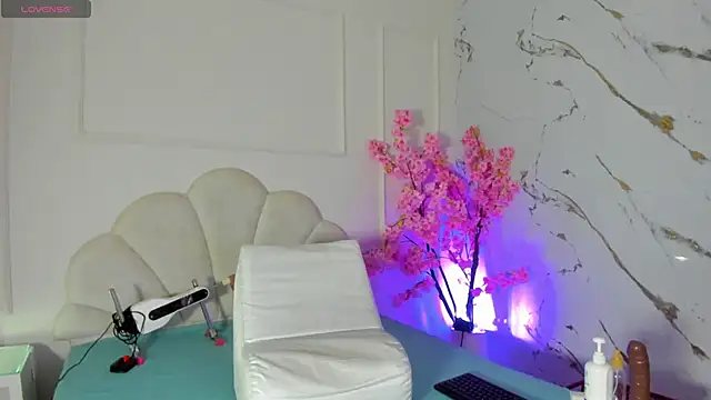 Snapshot of Amykord chatting on October 2025 11:30:01 AM Amykord online show from October 2025 11:30:01 AM