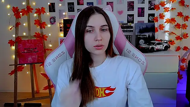 Snapshot of AliceCharmy chatting on November 2025 06:13:01 AM AliceCharmy online show from November 2025 06:13:01 AM