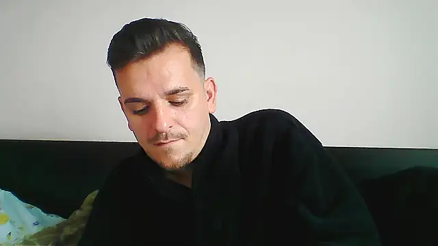 Huge cock22cm online show from October 2025 10:16:02 AM