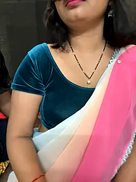 Snapshot of Magical-Couple-telugu chatting on October 2025 02:35:01 AM Magical-Couple-telugu online show from October 2025 02:35:01 AM