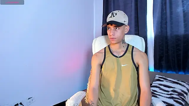 Josep Davies online show from December 2024 10:41:02 PM