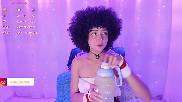 Alice winter  online show from December 2024 07:33:01 PM