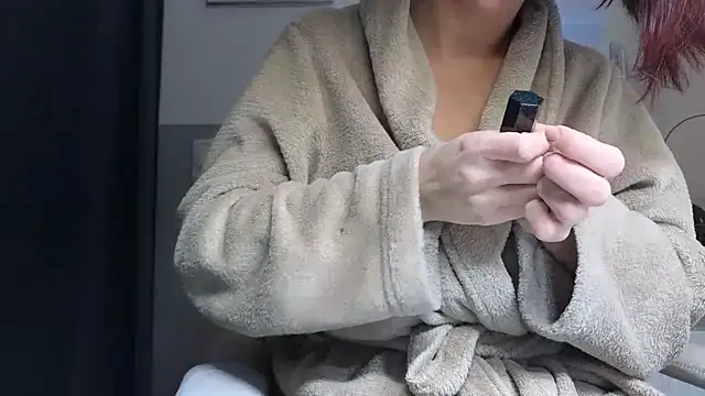 Snapshot of Loona-Lexxington chatting on October 2025 04:07:02 PM Loona-Lexxington online show from October 2025 04:07:02 PM