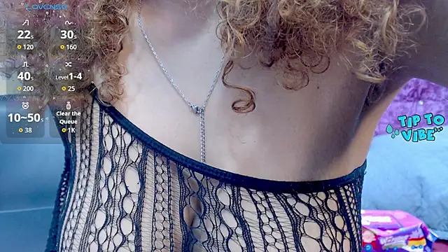 Litzy Curly online show from September 2025 04:18:01 PM